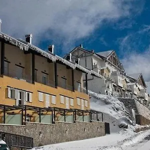 Vista Nevada Ski Apartment